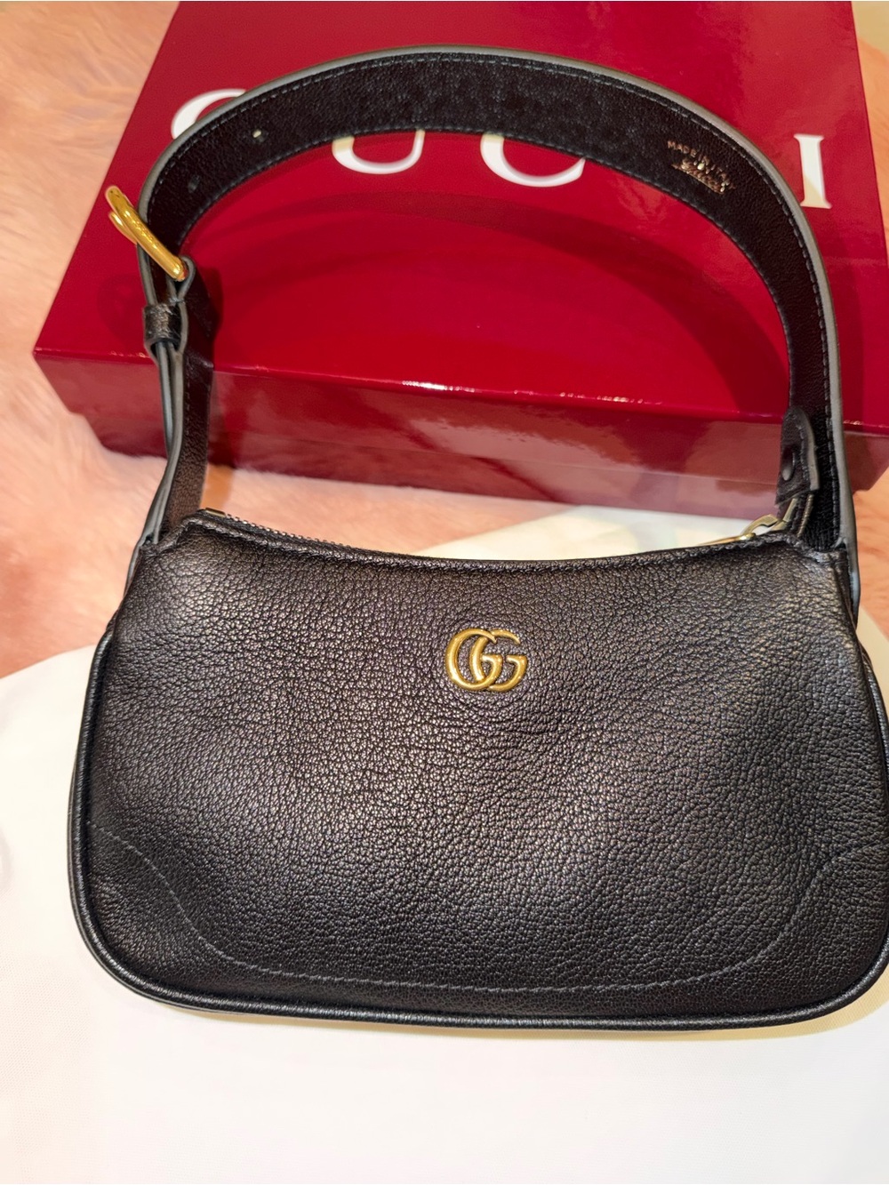 Gucci Black Pebbled Leather Shoulder Bag with Gold GG
